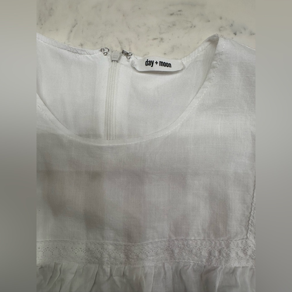 Day + Moon Mini 100% Cotton Mini Dress Sleeveless Womens Sz M White Ruffle Lace - Picture 7 of 8
